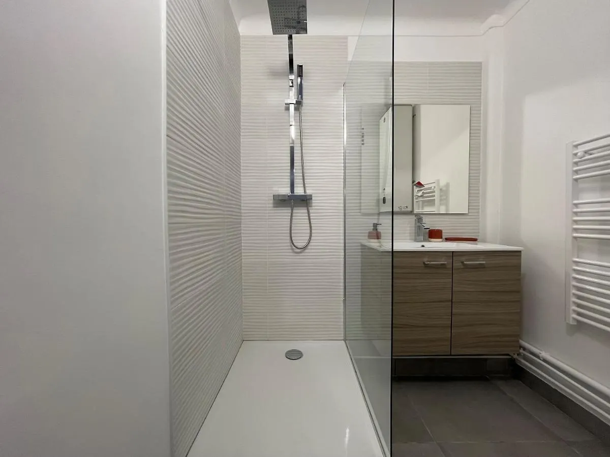 L'Artiste Apartment Valence